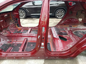 Стойка кузова центральная левая Hyundai Tucson 16-21 на кузове, тычки