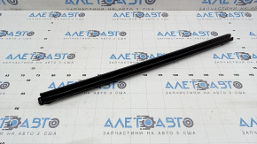 Уплотнитель стекла внутренний задний правый Honda Civic XI FE/FL 22-26 4d
