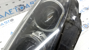Фара передняя левая в сборе BMW 4 F32/33/36 18-20 LED, сколы, под полировку