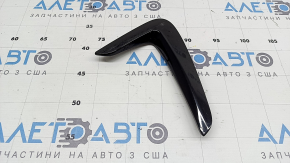Накладка воздуховода на крыле правая BMW 4 F32/33/36 17-20 черный глянец, потерта