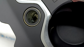Подстаканник с подогревом и охлаждением BMW X7 G07 19-26 с накладкой черной с хром, царапины