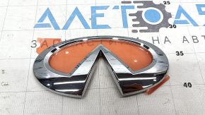 Эмблема решетки радиатора Infiniti Q60 17-18
