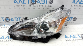 Far fata stanga Toyota Prius V 12-14 cel mai bun cu halogen
