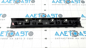 Накладка порога передняя правая BMW X7 G07 19-26 черная Schwarz, царапины