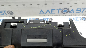 Кронштейн заднего бампера центральный BMW 4 F32/33/36 18-20 отсутствует фрагмент