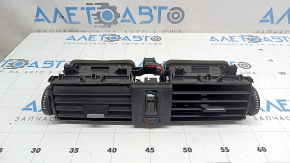 Дефлектор воздуховода центральный BMW 4 F32/33/36 15-20