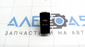 USB Hub BMW 4 F32/33/36 14-20