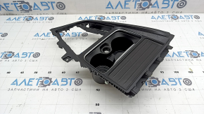 Накладка центральной консоли с подстаканниками BMW 4 F32/33/36 16-20 с ковриком, с 1 ковриком подстаканника, царапины