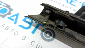 Планка подсветки номера двери багажника BMW X7 G07 19-22 под камеру с подсветкой и кнопкой, с накладкой камеры, отслоилась резина, сломаны крепления