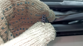 Ansamblu geam panoramic față BMW X7 G07 19-26, fără perdea, sub Sky Lounge, suport defect, acoperit de funingine
