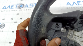 Руль голый BMW 4 F32/33/36 17-20 кожа черная, Sport, красная строчка, под лепестки с подогревом, потерт, под химчистку