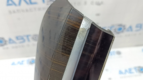 Накладка центральной консоли BMW X7 G07 19-22 под дерево Fineline Stripe, царапины, пятна на хроме