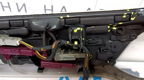 Ornament panou față dreapta BMW X7 G07 19-22, finisaj Fineline/metal lemn, cu iluminare din spate, elemente de fixare topite, grilă topită, crăpături, pete pe crom