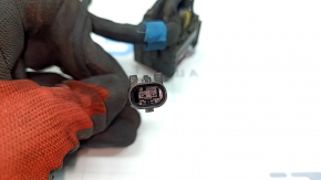 Фишка на блок ECU компьютера двигателя BMW 4 F32/33/36 17-20 B46, белая с 2 разъемами