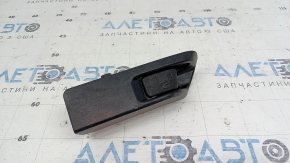 Рычаг открывания лючка бензобака Toyota Prius V 12-17 царапины