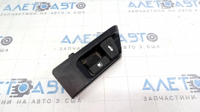 Рычаг открытия лючка бензобака и крышки багажника Toyota Camry v55 15-17 usa, царапины, надлом направляющей