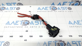 Фишка на реле вентилятора охлаждения BMW 4 F32/33/36 17-20