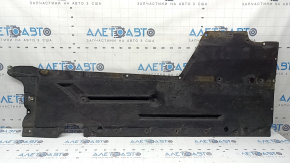 Protecție față dreapta la partea inferioară a caroseriei BMW 4 F32/33/36 14-20 uzată și cu rupturi
