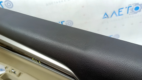 Обшивка двери карточка задняя правая Ford Fusion mk5 13-16 бежевая, вставка и подлокотник кожа бежевая, молдинг под дерево, трещины на молдинге, с ручкой, примята, задиры