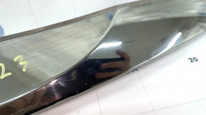 Решетка радиатора grill Hyundai Sonata 11-15 hybrid, с эмблемой, полез лак, песок, сломаны крепления