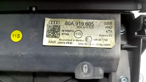 Монитор, дисплей, навигация Audi Q5 80A 18-20 8,25" с кронштейном, царапины
