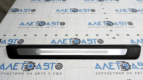 Ornamente prag exterior Audi Q5 80A 18-24 negre și cromate, zgârieturi