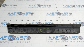 Накладка порога внешняя передняя левая Audi Q5 80A 18-24 черная с хромом, царапины