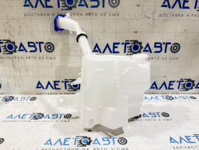Бачок омывателя Ford Focus mk3 11-18 4d с горловиной