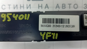 Часы передней панели Hyundai Sonata 11-15 царапины