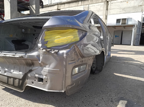 Четверть крыло задняя правая Hyundai Sonata 11-15 на кузове, серебро, примята, тычки