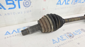 Привод полуось передняя левая BMW X5 E70 07-13 ржавая, внутренняя граната под замену, люфт наружней гранаты