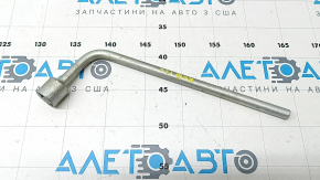 Ключ балонный гаечный Lexus RX350 RX450h 10-15 светлый