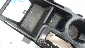 Накладка центральной консоли с подстакаником Hyundai Sonata 11-15 с накладкой шифтера, царапины, под чистку