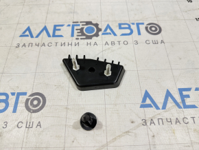 Крепление переднего бампера левое Ford Mustang mk6 18-23 рест