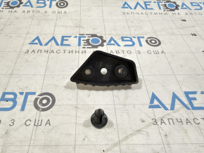 Крепление переднего бампера левое Ford Mustang mk6 18-23 рест