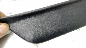 Накладка порога внешняя передняя правая Hyundai Sonata 20-22 черная, царапины