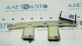 Направляющая стекла двери задней правой Chevrolet Equinox 10-17 без уплотнителя и треугольника