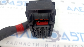 Фишка на блок ECU компьютер двигателя Hyundai Sonata 20-23 HEV, красная