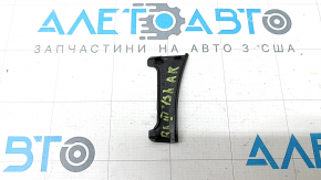 Заглушка уплотнителя на кузове двери багажника правая Lexus RX350 RX450h 10-15