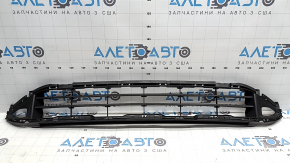 Нижняя решетка переднего бампера Nissan Rogue 21-23 US built, структура