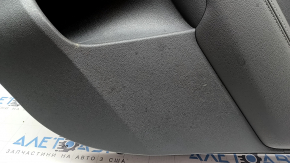Panou decorativ ușă spate dreapta Kia Niro 17-22 HEV, PHEV gri, inserție neagră lucioasă, cotiera din piele, cu mufă, zgârieturi