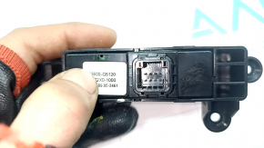 Кнопка переключения парктроников Kia Niro 17-19 HEV, PHEV с park assist
