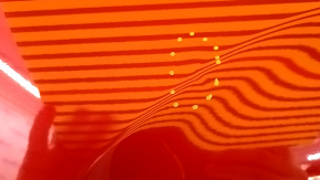 Дверь в сборе задняя левая Hyundai Santa FE 19-23 под шторку, тонировка, красный Y2E, вмятина, потерт молдинг, потрескан уплотнитель
