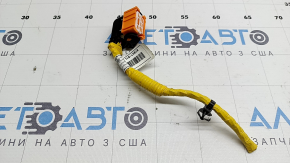 Cipul modulului computerului airbag SRS de la Hyundai Sonata 20 este portocaliu.