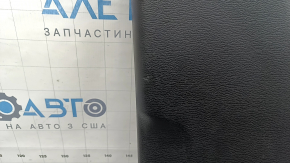 Накладка центральной стойки нижняя левая Mitsubishi Outlander 22-26 черная, с заглушкой, царапины