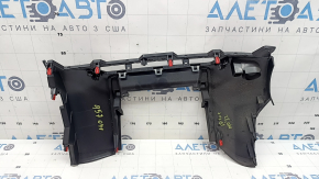 Накладка торпеды нижняя центральная Mitsubishi Outlander 22-26 черная, царапины