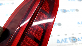 Фонарь внутренний дверь багажника правый Hyundai Santa FE 21-23 LED, царапины