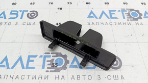 Накладка замка двери багажника Land Rover Range Rover Velar 18-23 черная, потерта