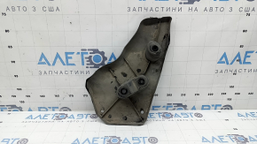 Защита днища задняя правая Mitsubishi Outlander 22-26 примята, надрыв