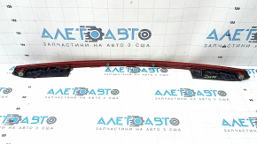 Отражатель двери багажника центральный Hyundai Santa FE 21-23